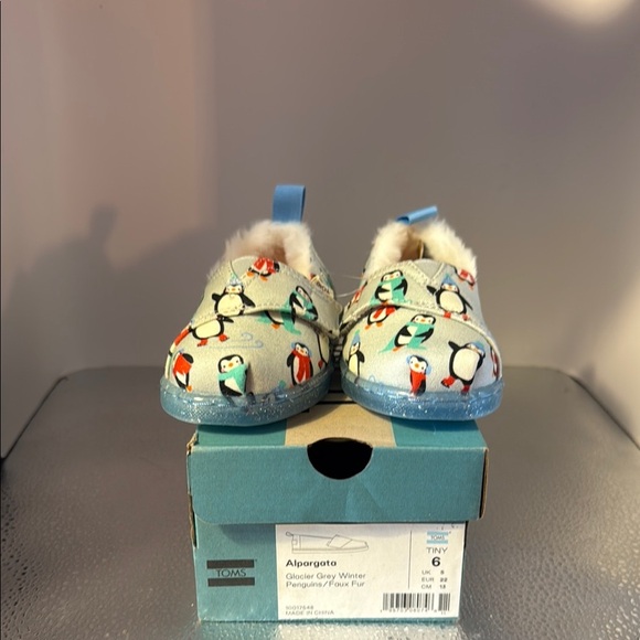 Toms Gray and Blue Slippers Comfortable Slip-On Design - Picture 1 of 8